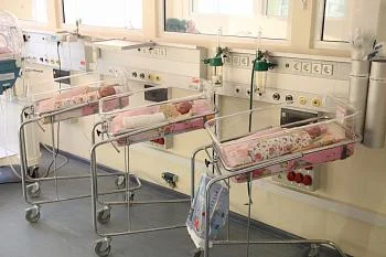 В рамках программы «Университет материнства» две тысячи жительниц региона получили подарки для новорожденных