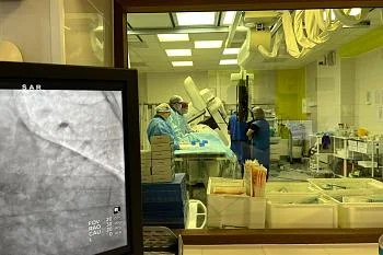 В Гусевском сосудистом центре трем пациентам впервые установили специальные устройства для снижения риска инсульта В Гусевском сосудистом центре трем пациентам впервые установили специальные устройства для снижения риска инсульта