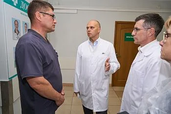 Алексей Беспрозванных: Важно перевести пациентов в круглосуточный стационар онкоцентра без риска для их жизни  Алексей Беспрозванных: Важно перевести пациентов в круглосуточный стационар онкоцентра без риска для их жизни