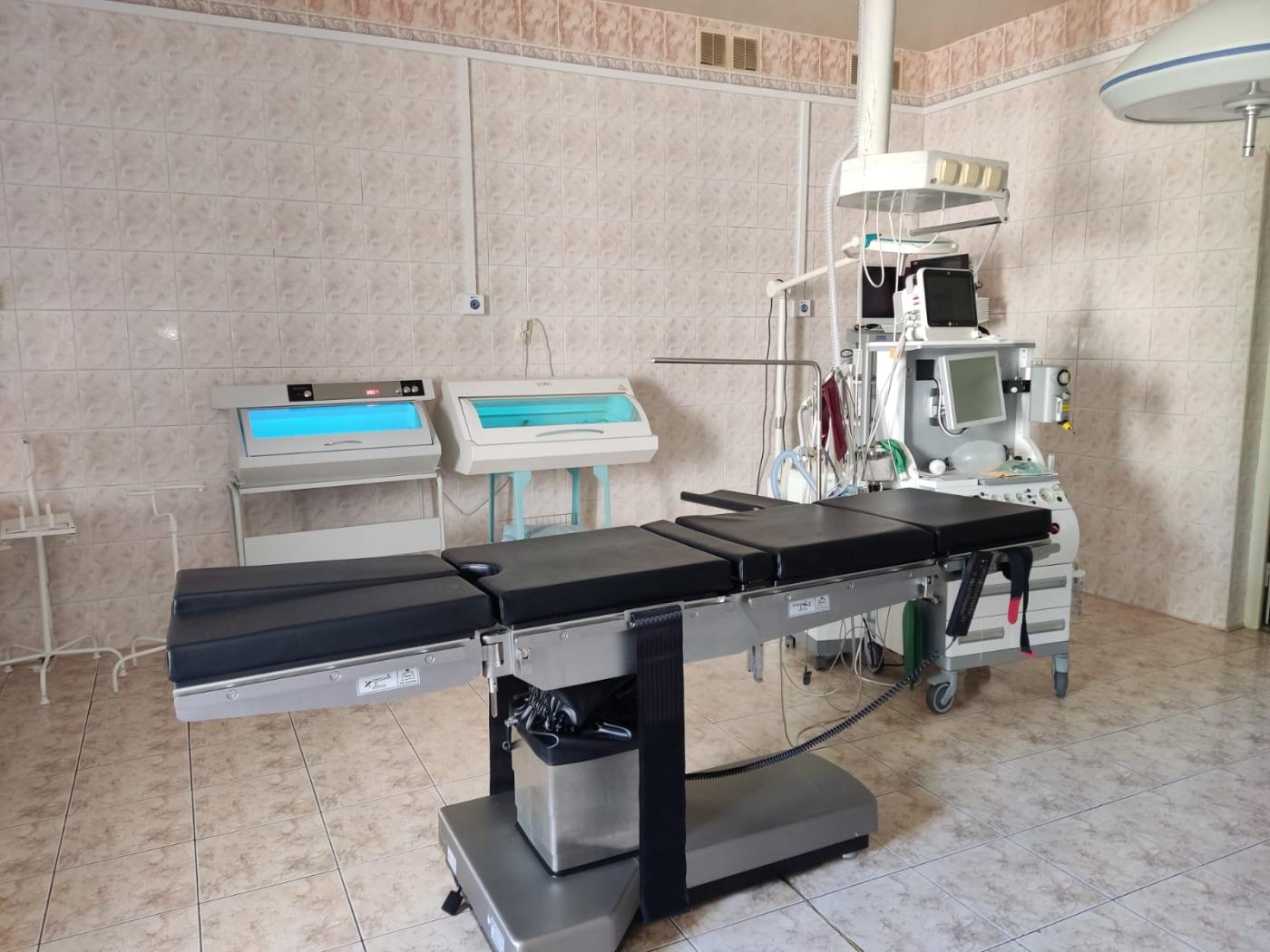 Сто двадцать хирургических вмешательств выполнено на новом операционном столе в Зеленоградской больнице